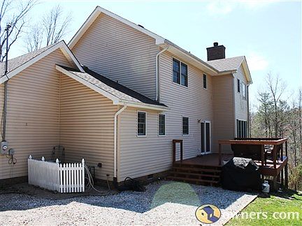 2nd image of 4305 Juniper Ln