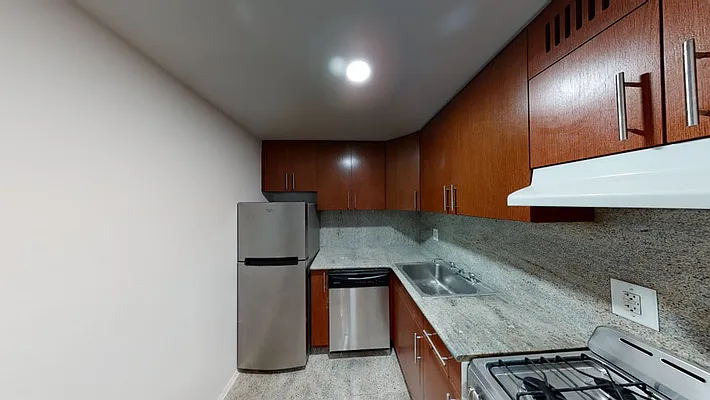 Rented by AZ REALTY NYC LLC | media 10