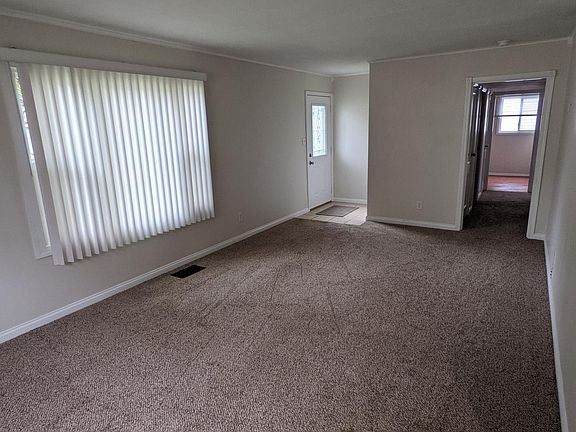 4th image of 3721 S Saint Joseph St