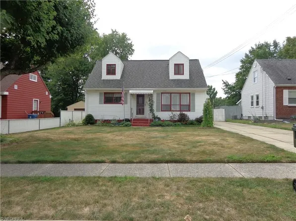 3742 Argonne Ave, Mogadore, OH 44260