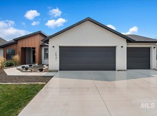 7613 E Flyway St, Nampa, ID 83687
