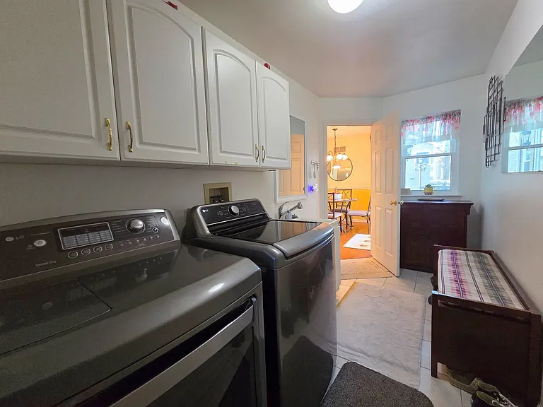 1025 Rosewood Dr #B — Photo 21