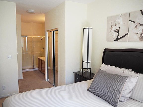 3rd image of 1400 El Camino Real APT 00231