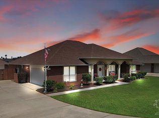 912 Aberdeen Dr, Cantonment, FL 32533