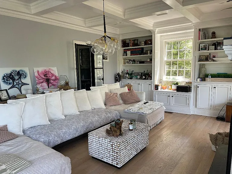 88 Dutchess Blvd — Photo 12