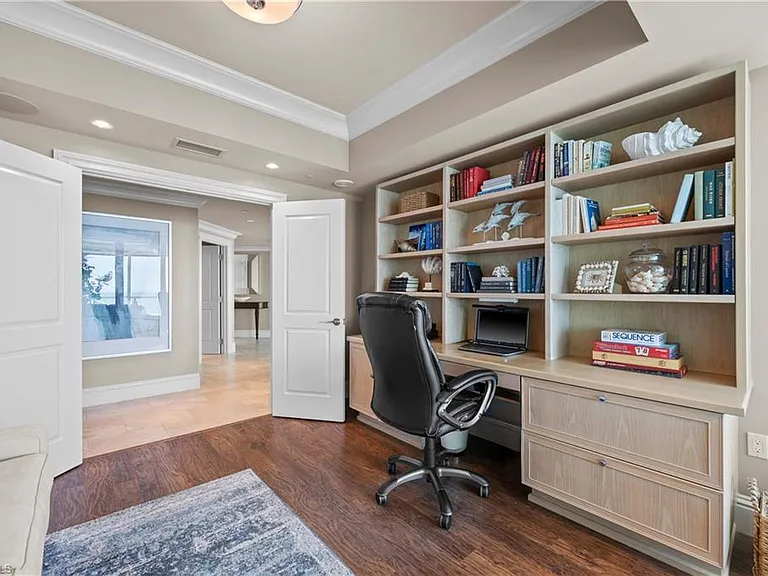 3991 Gulf Shore Blvd N #Penthouse 101 — Photo 28
