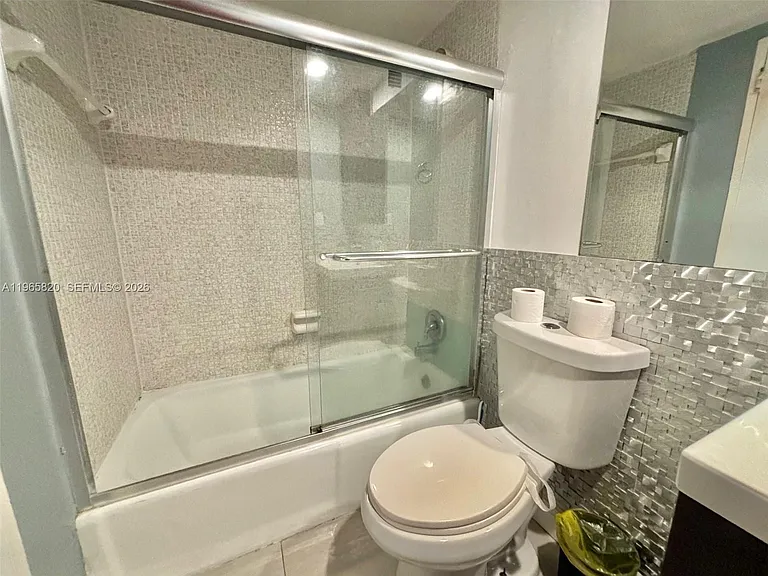 3901 S Ocean Dr #5H — Photo 12