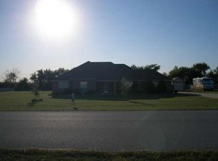 109 Sky Way, Rhome, TX 76078