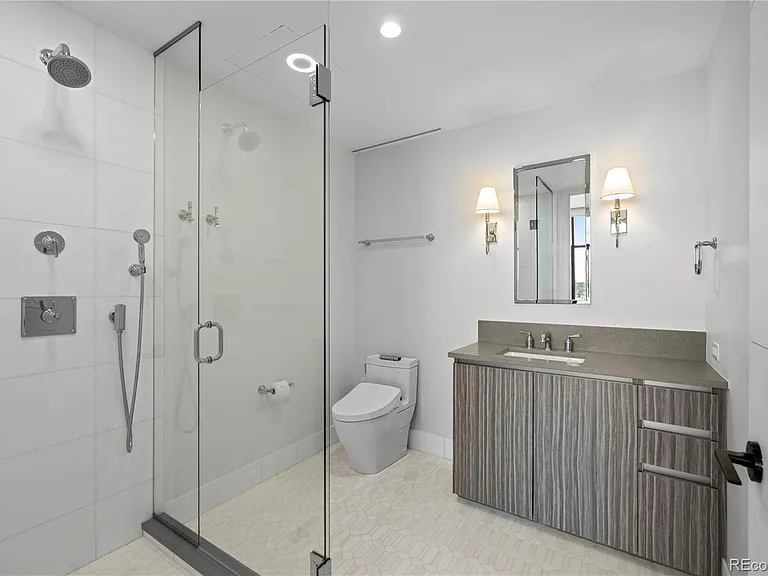 1901 Wazee St #1110 — Photo 23