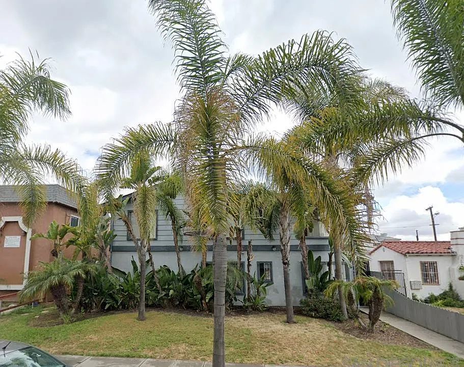 1st image of 4230 44th St