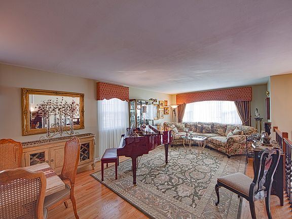 2nd image of 8426 Cherry Valley Ln