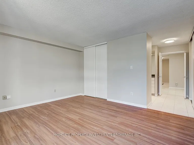 195 Saint Patrick St #901B — Photo 23