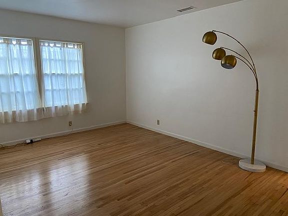 3rd image of 1814 S Rimpau Blvd