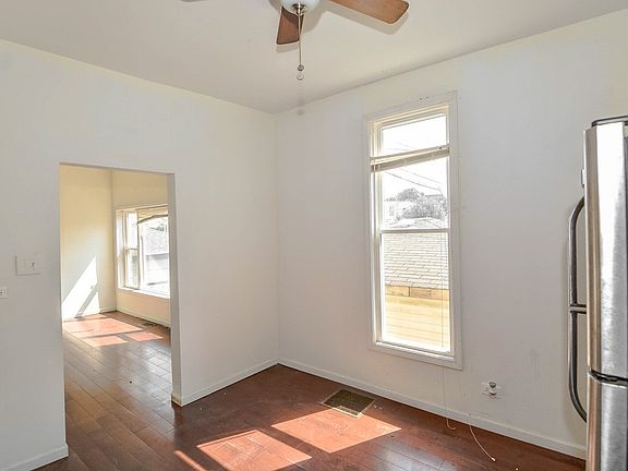 4th image of 3426 W McLean Ave #F3