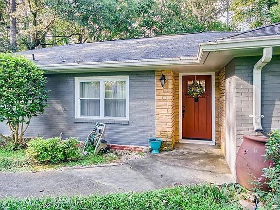 3rd image of 2050 Sylvania Dr