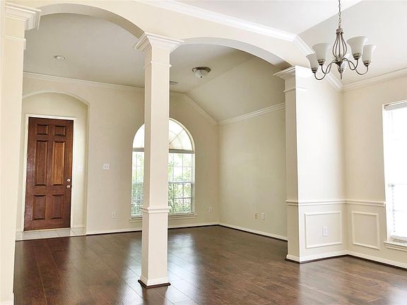 3rd image of 3411 Santa Catalina Ct