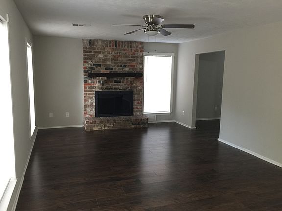 2nd image of 2018 Oak Shores Dr