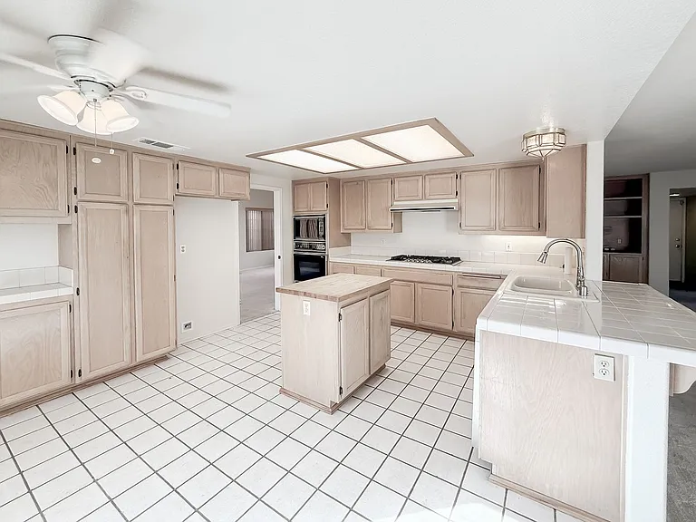 40041 Zamura Ct — Photo 15