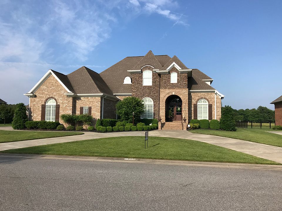1st image of 1975 Deerhaven Ln