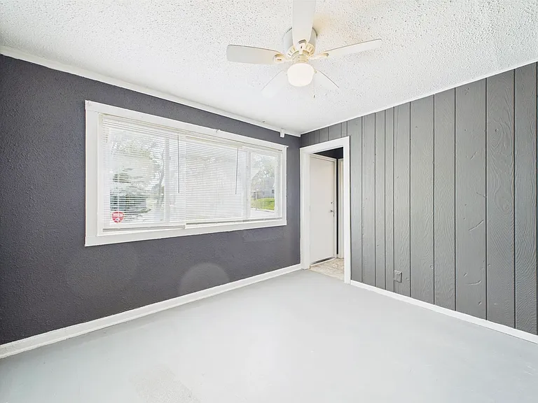 3311 Jackson Ave — Photo 13