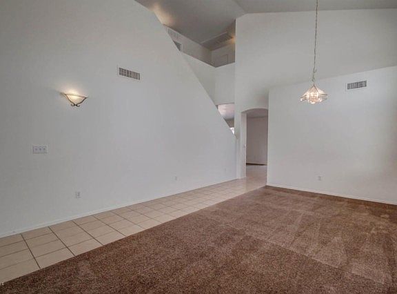 5th image of 7181 S Oakbank Dr
