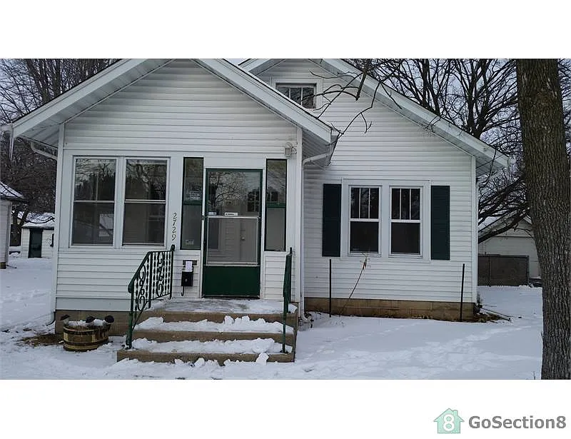 2729 Knight Ave photo 1
