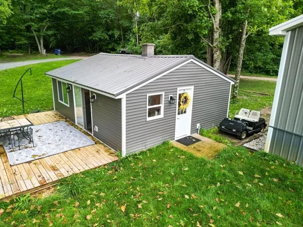 7464 Birch Rd, Hesperia, MI 49421