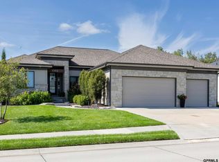 10812 S 176th St, Omaha, NE 68136