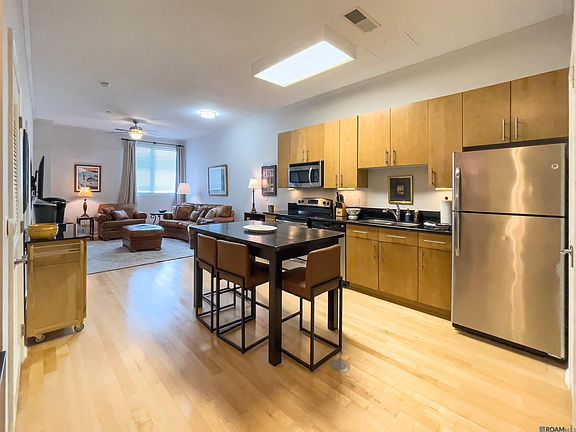 2nd image of 7707 Bluebonnet Blvd APT 408
