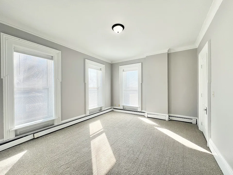 521 E Court St #3