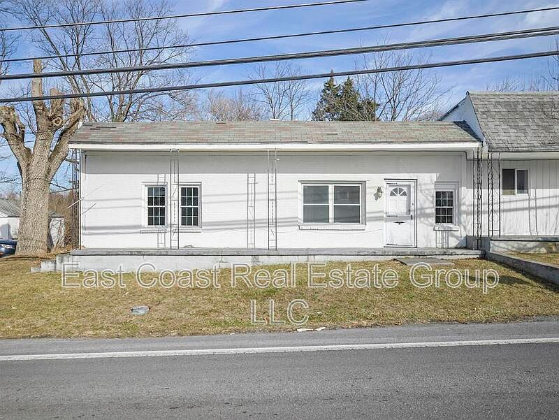 1st image of 528 Hack Wilson Way #2