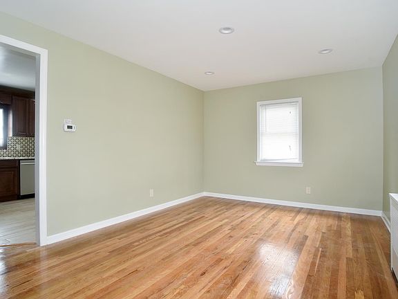 5th image of 24 79th Ave
