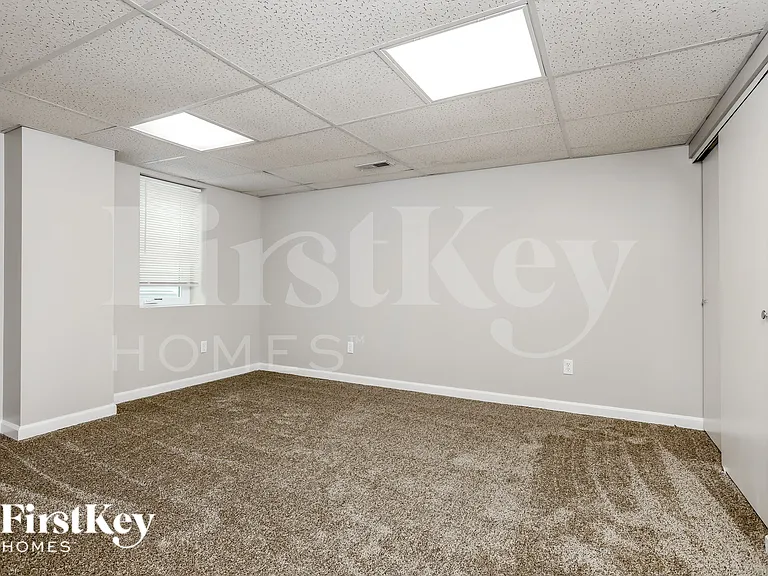 221 Brookmont Farm Ct — Photo 16