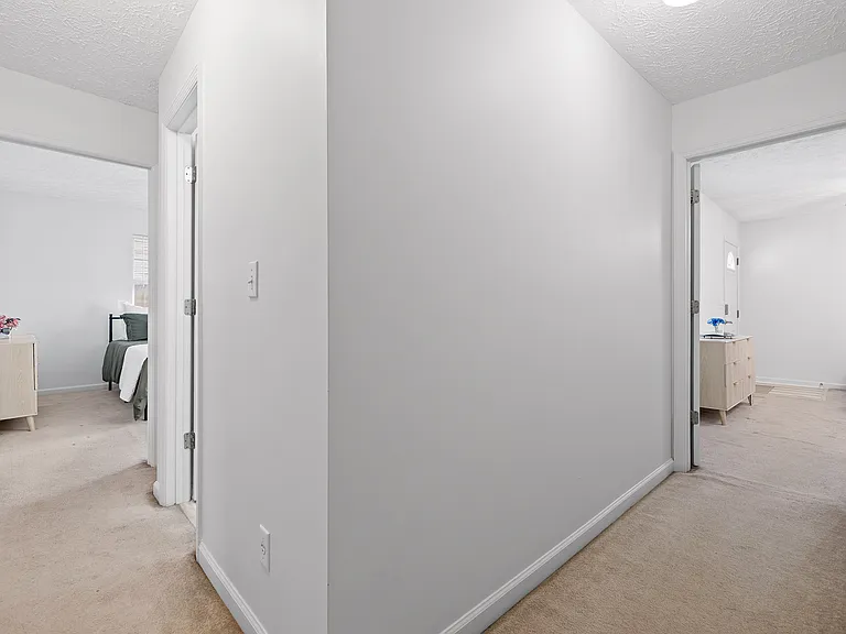 800 Poindexter Ave — Photo 22