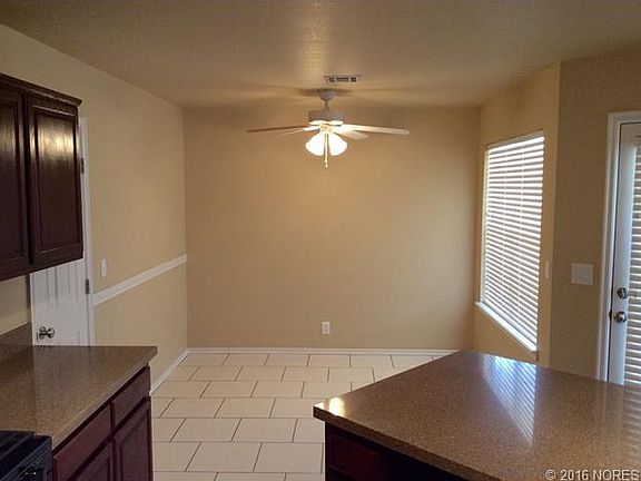 5th image of 13788 S Oak Pl E