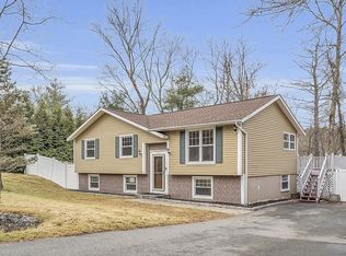 23 Charles St, Georgetown, MA 01833