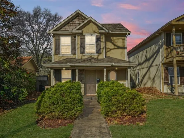 533 SW 15th St, Blue Springs, MO 64015