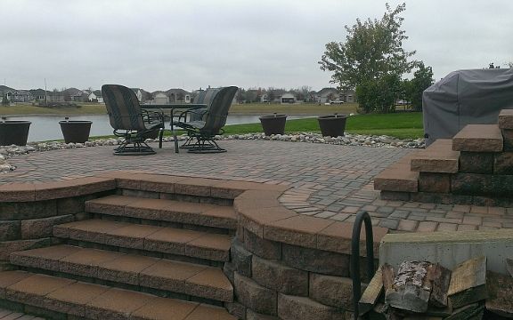 4th image of 349 Edgewater Dr
