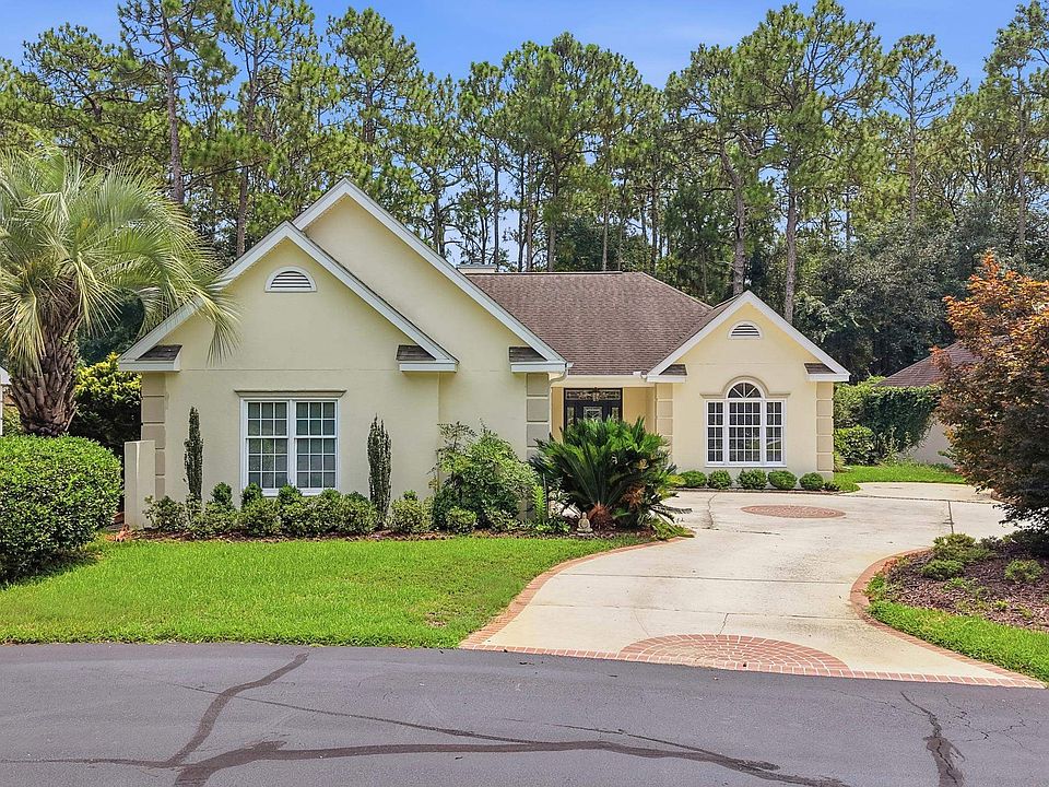 1st image of 108 Prestwick Dr.