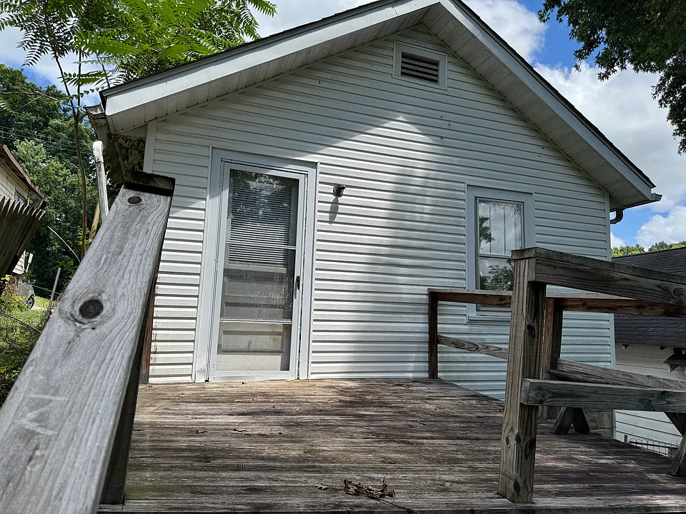 127 Marion St #127