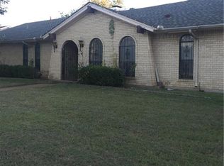 2512 Castle St, Irving, TX 75038