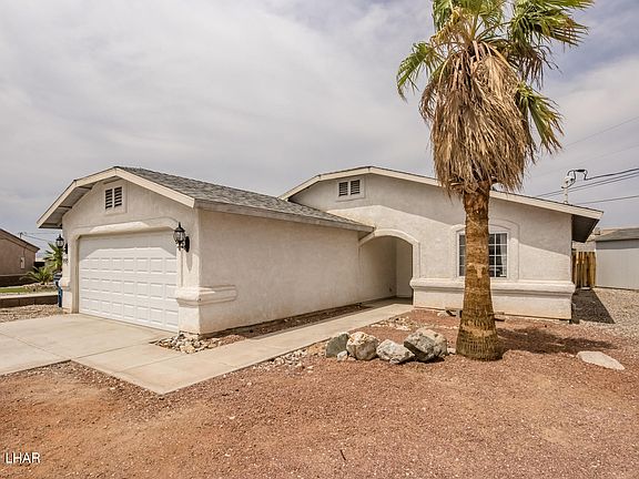 2nd image of 995 Hacienda Cir