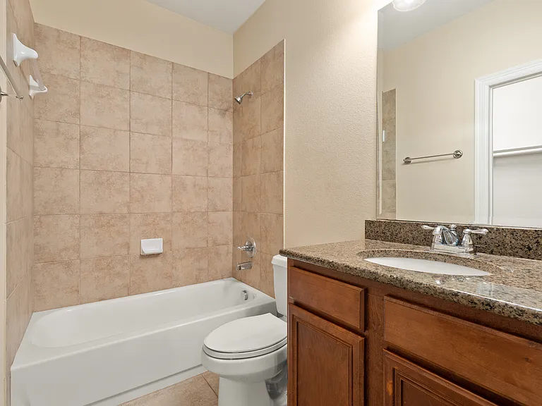 4230 Holland Ave — Photo 18