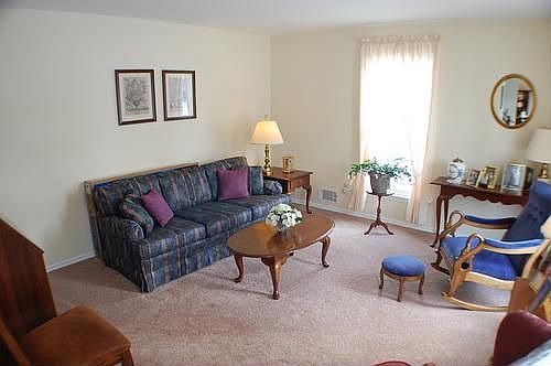 4th image of 6198 Hunters Dr