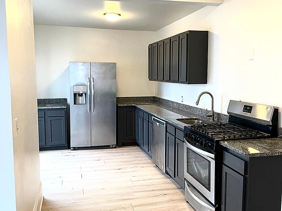 4th image of 5211 Franklin Blvd #5211