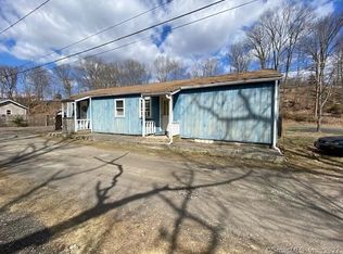 710 Beacon Valley Rd, Naugatuck, CT 06770