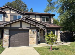 432 Pacific Ct, Wheeling, IL 60090