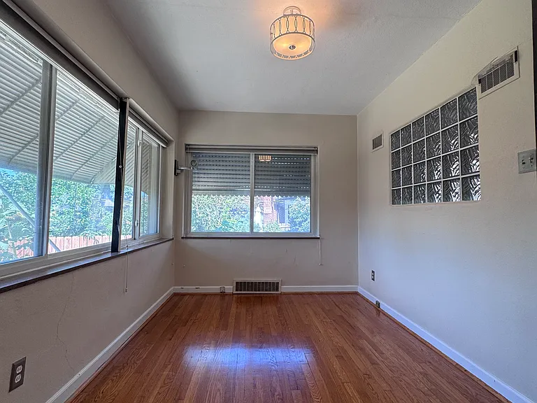 5872 Loran Ave — Photo 16