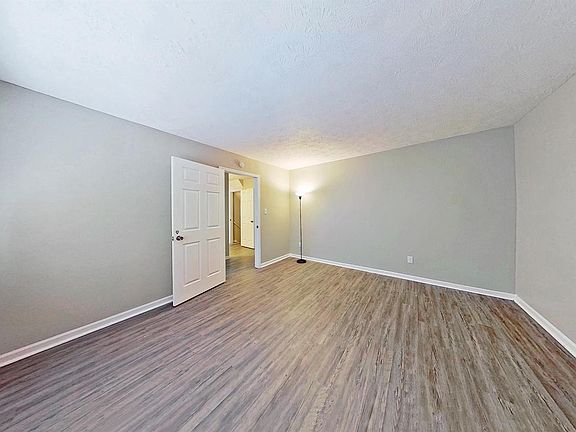 3rd image of 3712 Oil Creek Dr #18105608