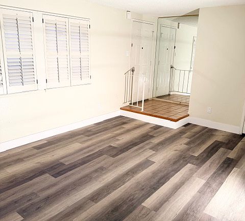 New paint & flooring